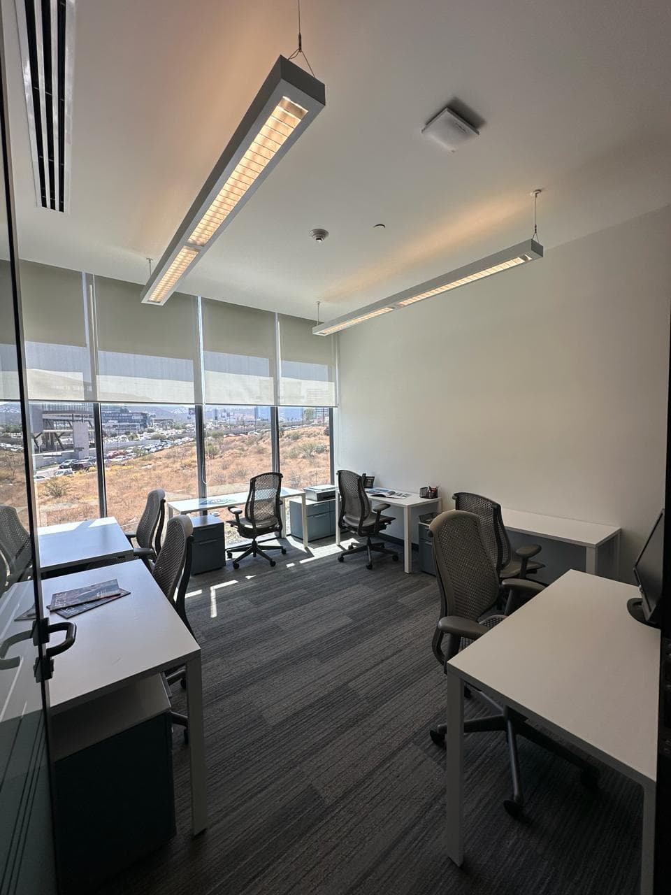 Coworking Torre Porsche en Carr. México-Toluca 5420, La Rosita, El Yaqui, Cuajimalpa de Morelos, 05320 Ciudad de México, CDMX, México - Carretera México-Toluca 5420