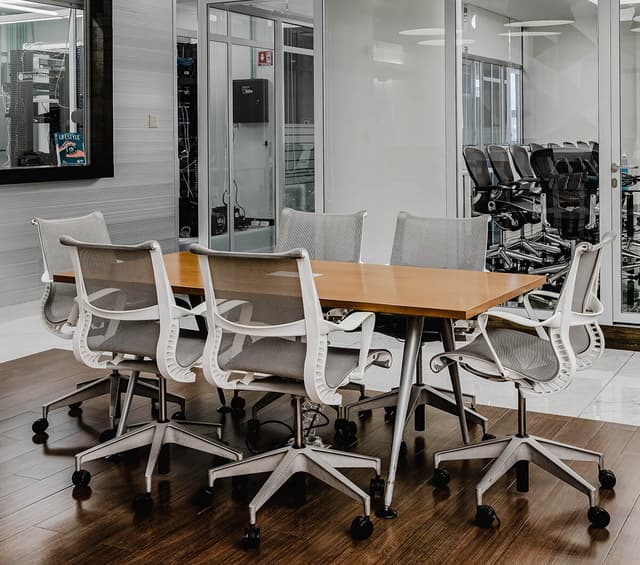 Coworking Corporativo Malecón Américas en 5, Corporativo Américas, Av. Bonampak SM 6 Mz. 1 Lt. 1, 77500 Cancún, Q.R., México - Avenida Bonampak SM 6 Mz. 1 Lt. 1