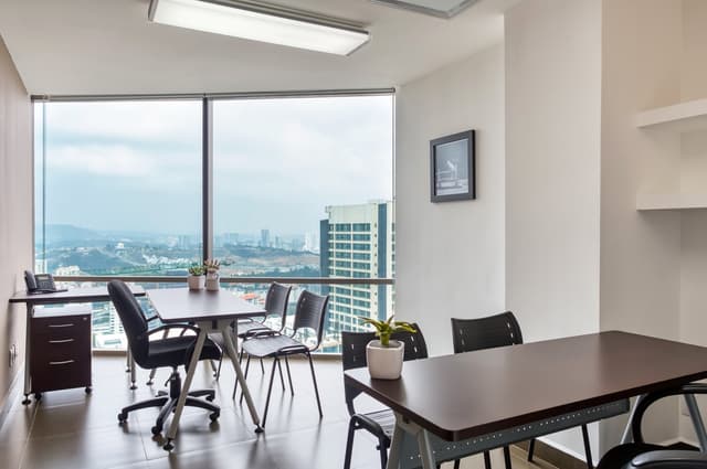 Coworking Parque Interlomas en Parque Interlomas, Av. Jesús del Monte 41-Piso 14, Jesus del Monte, 52763 México, Méx., México - Avenida Jesús del Monte 41