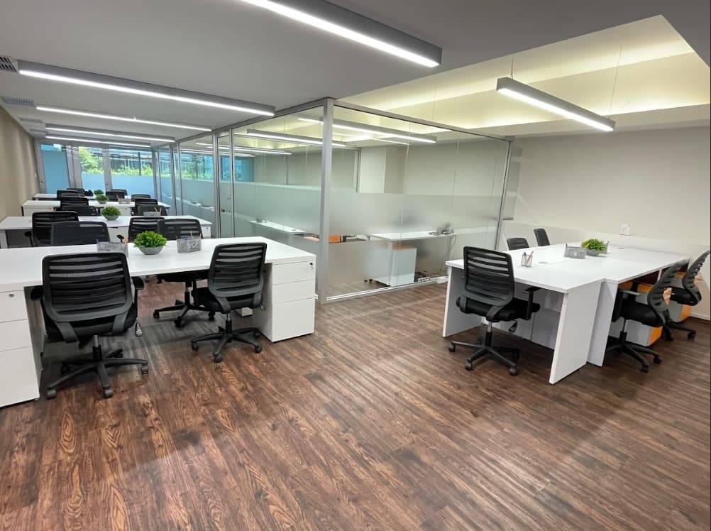 Coworking Polanco Lomas en C. Monte Elbruz 124-Piso 2, Lomas de Chapultepec III Secc, Miguel Hidalgo, 11530 Ciudad de México, CDMX, México - Calle Monte Elbruz 124